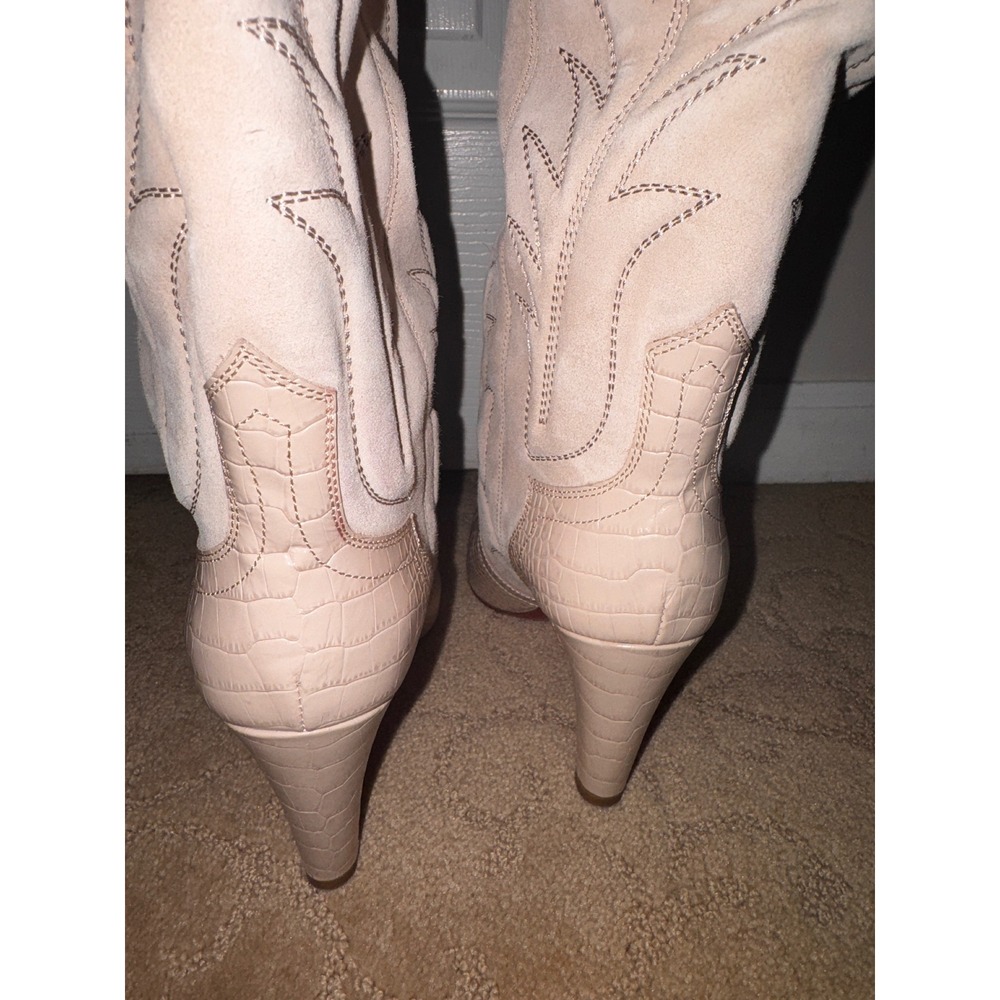 Christian Louboutin Santia
Western Beige Suede Croc Embossed  Boot 38.5 - Picture 10 of 14